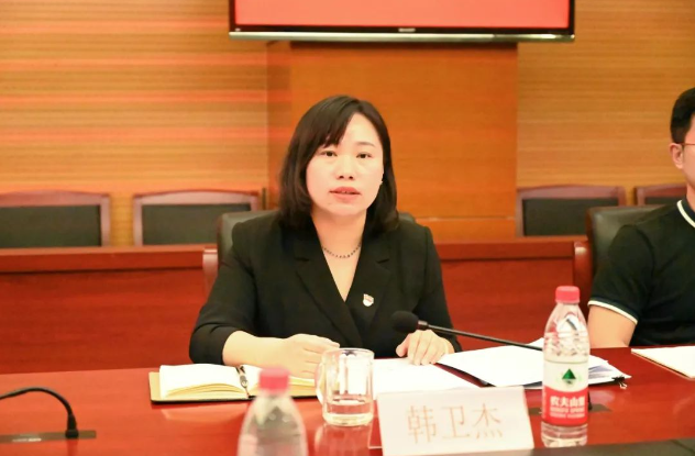 白砚军律师2.png 白砚军律师2.png