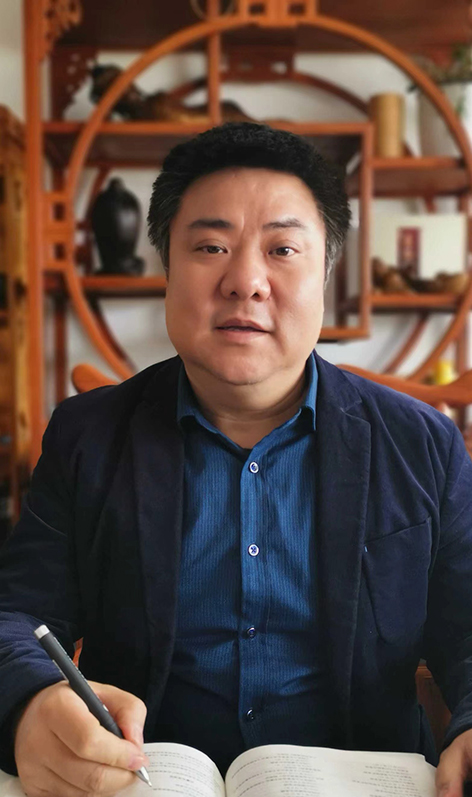 山西 迟菲律师照片 (1).jpg